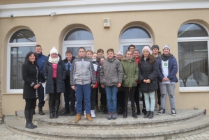 Alkohol káros hatásainak és a fogyasztás jogszabályi környezetét megismerő program (verseny) - Zomba - 2020. 01. 15. #1