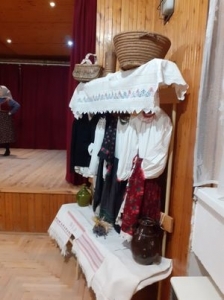 Helyi nemzetiségek zenék és kultúrák bemutatkozása, népszerűsíte - Felsőnána - 2021.11.20 #1