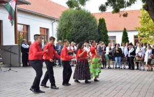 Helyi nemzetiségek zenék és kultúrák bemutatkozása, népszerűsítése - Zomba - 2020. 09. 26. #1